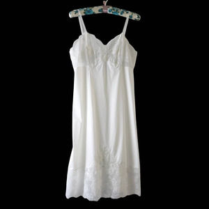 70s White Embroidered Bridal Slip Dress M